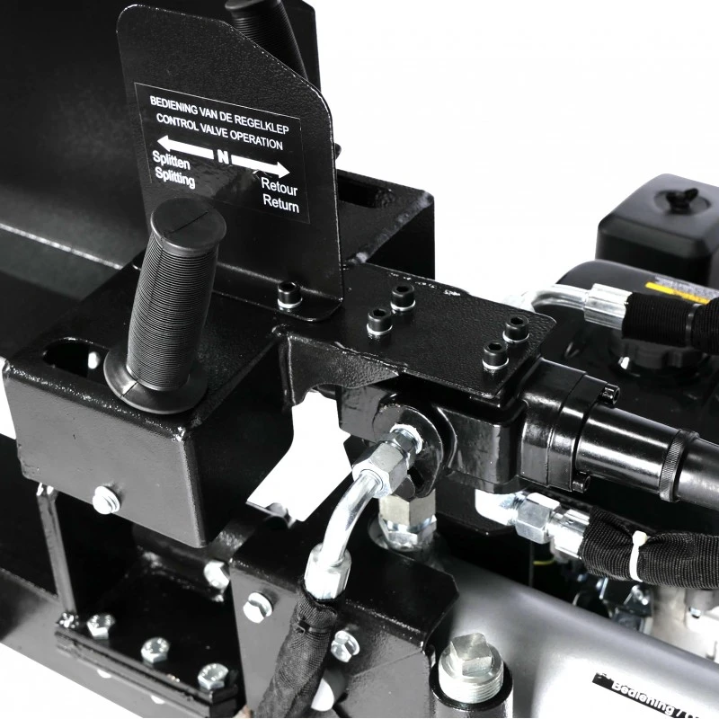 Wood Craft Houtklover 12 Ton, Met Benzine Motor Wood Craft Houtklover 12 Ton, Met Benzine Motor -Beste Tuinmachines Winkel 21520 2 800x800 1